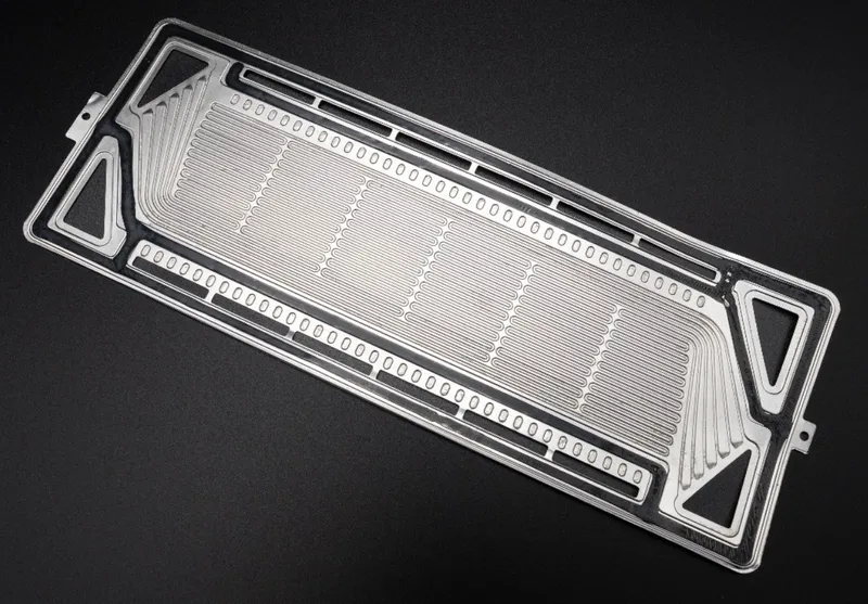 Platte Elektrolyseur Fraunhofer.webp